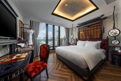 Suite Senior con Balcón — The Loom Boutique Hotel