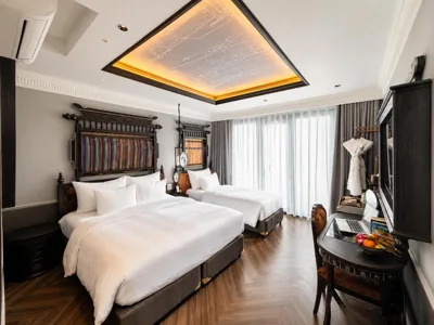Habitación Triple con Balcón — The Loom Boutique Hotel